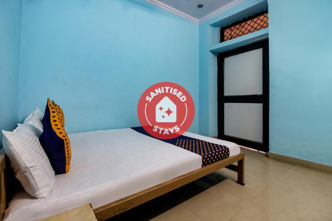 Spot On 40972 Hotel Gurubaksh Rāmpur Extérieur photo
