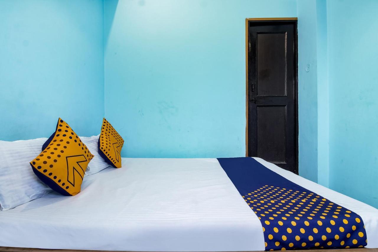 Spot On 40972 Hotel Gurubaksh Rāmpur Extérieur photo